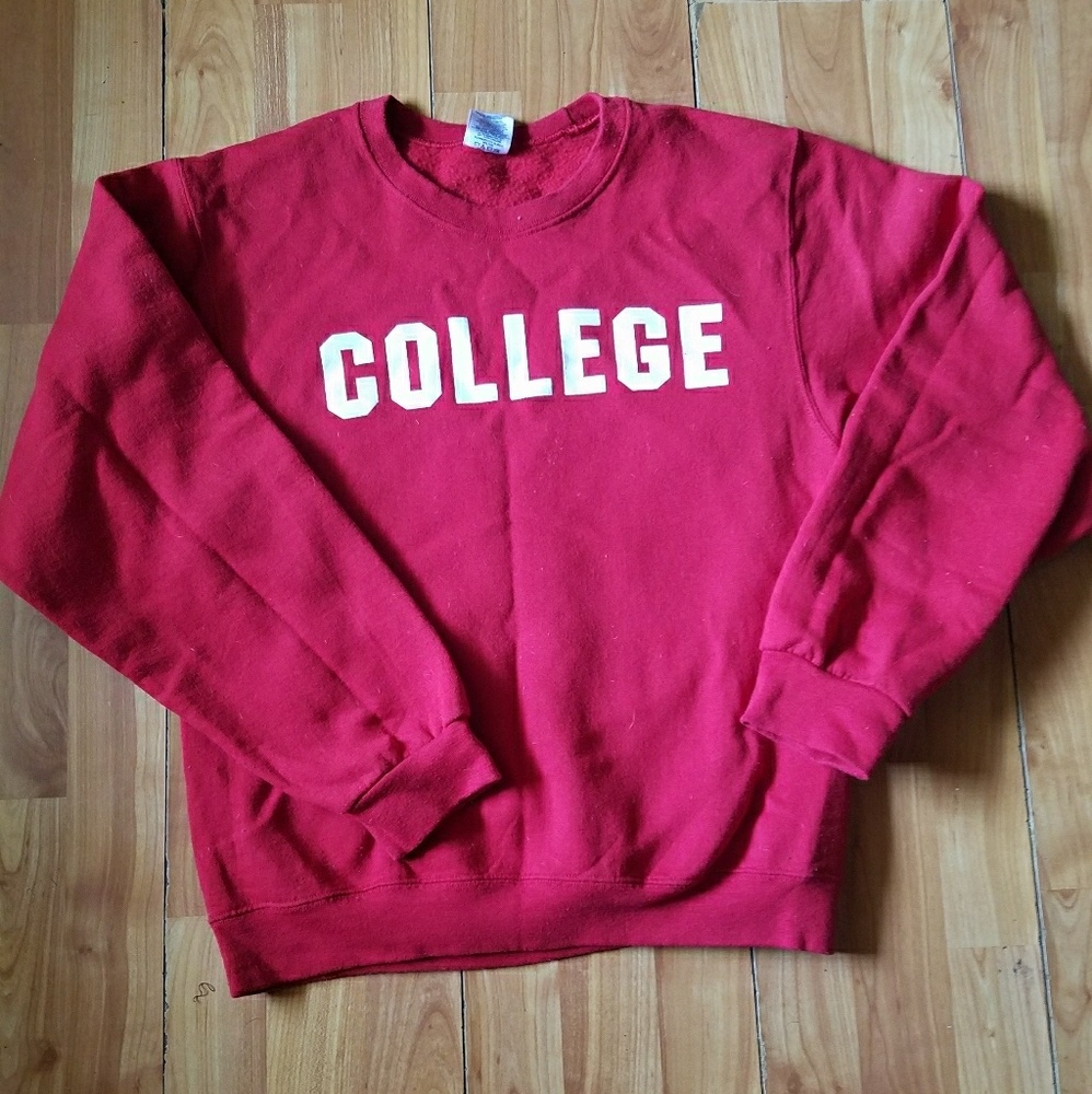 University of Cincinnati sweatshirt